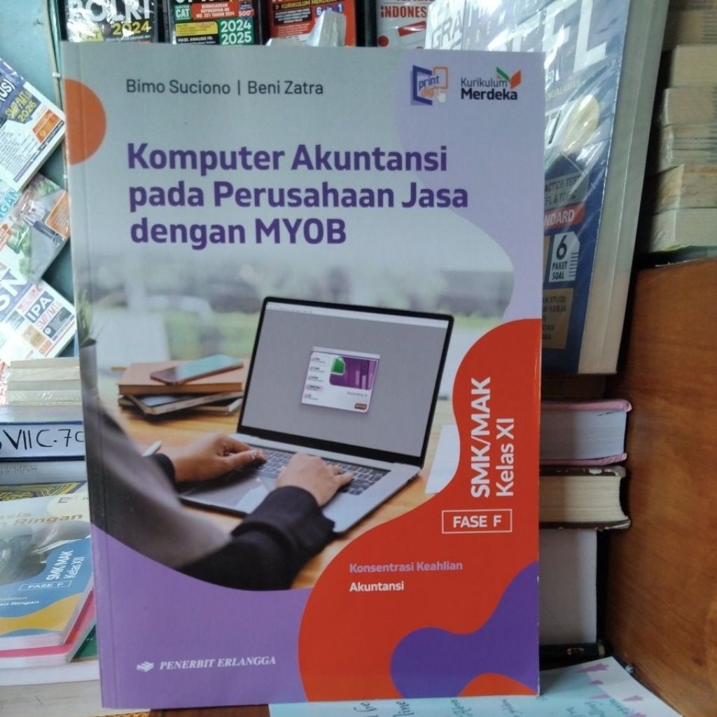 Komputer Akutansi pada Perusahaan Jasa dengan MYOB SMK/MAK kelas 11