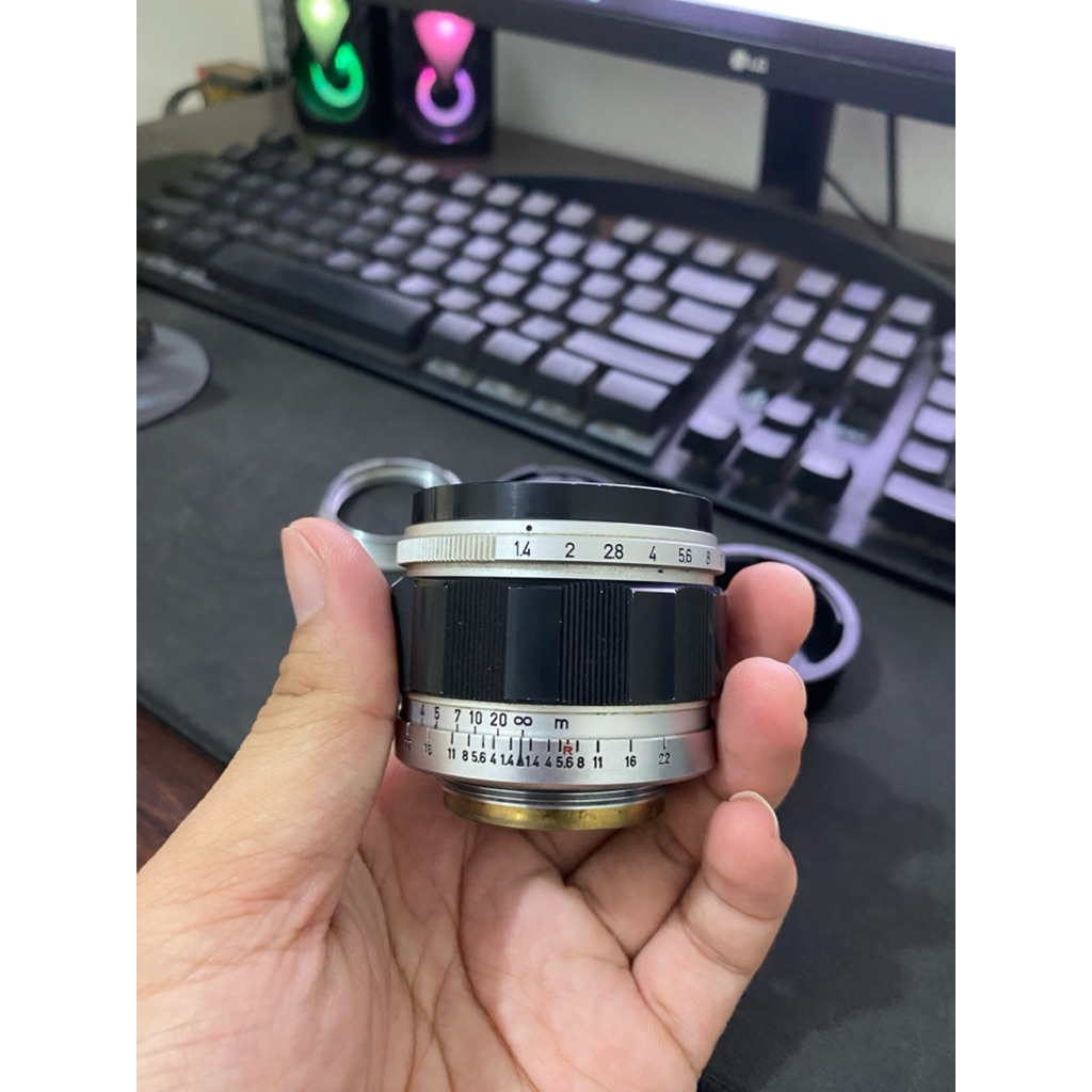 Lensa Canon LTM 50mm F1.4