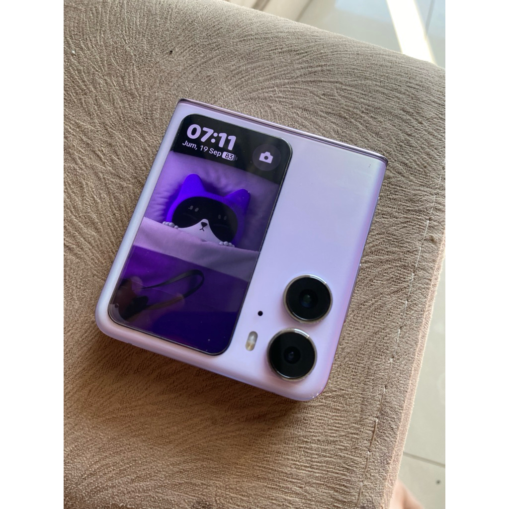 OPPO FLIP N2 ungu