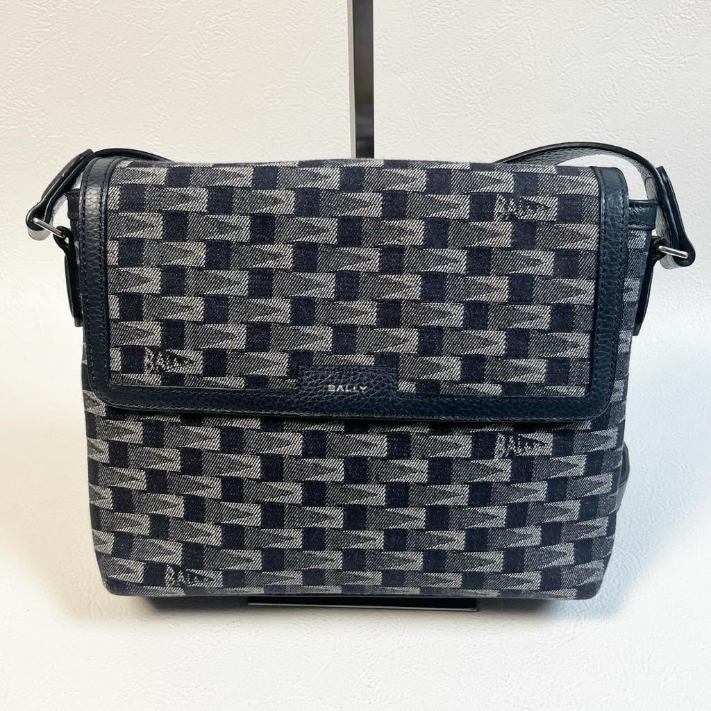 BALLY Monogram Sling bag