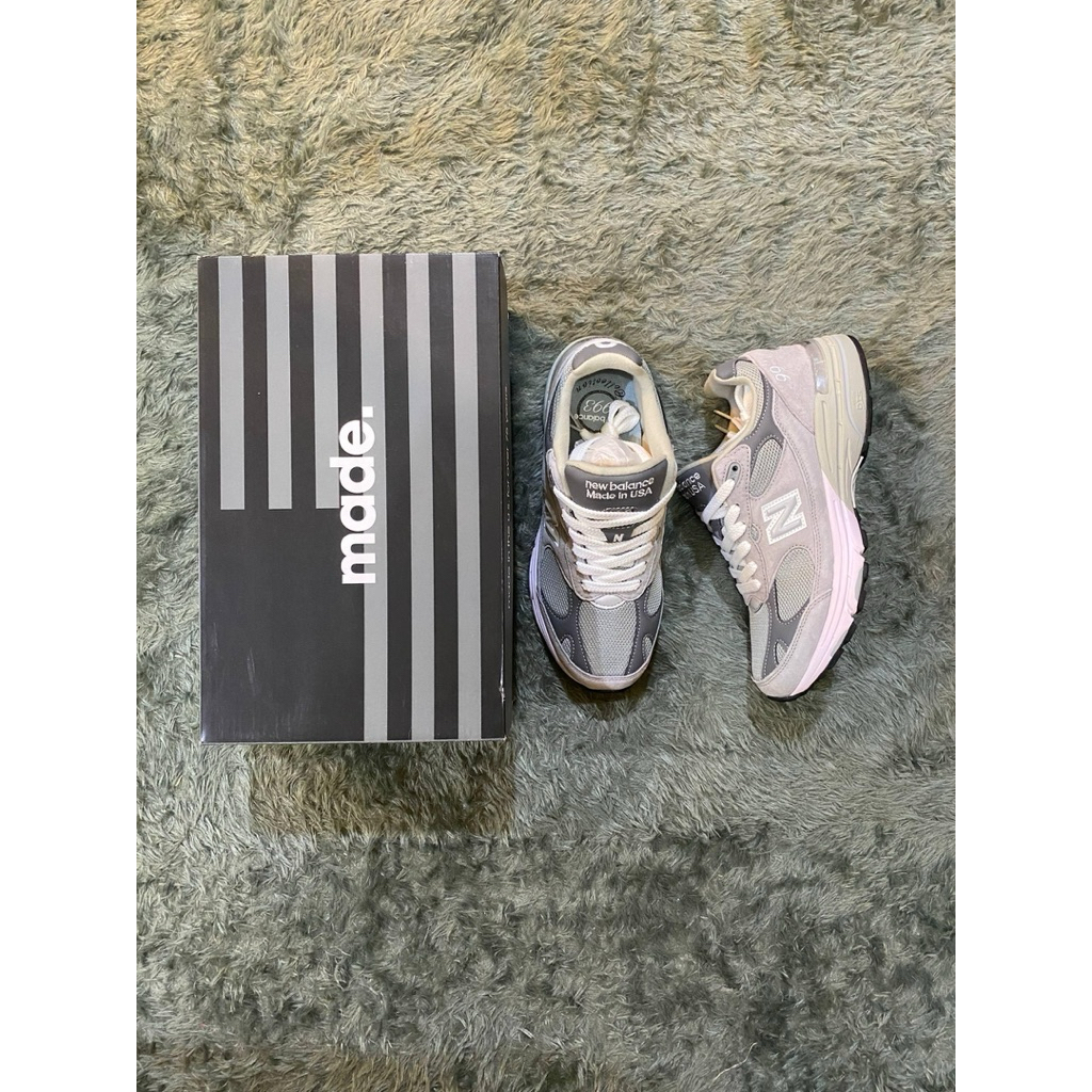 Sepatu Sneakers 993 Usa Grey