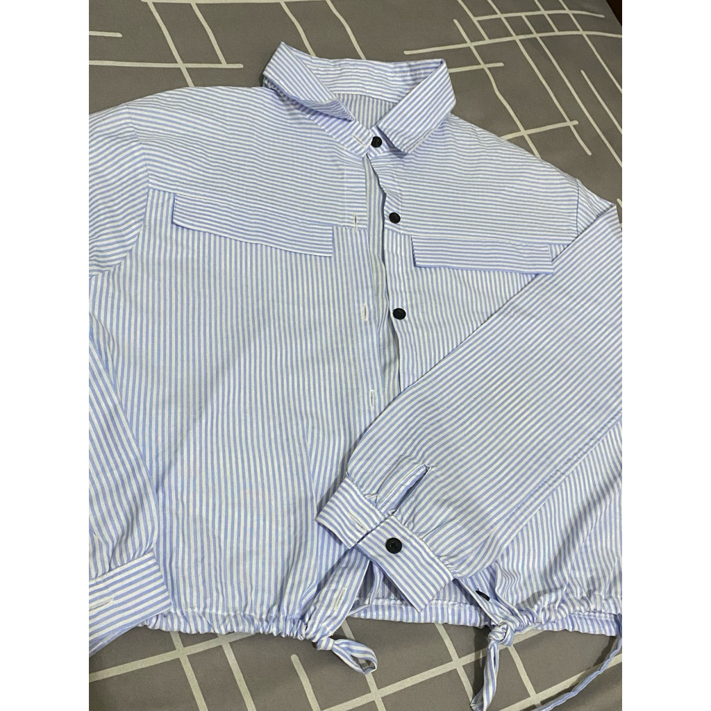 ATASAN KEMEJA SALUR BIRU