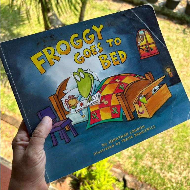 Froggy Goes to Bed Jonathan London Buku Anak Bahasa Inggris Preloved