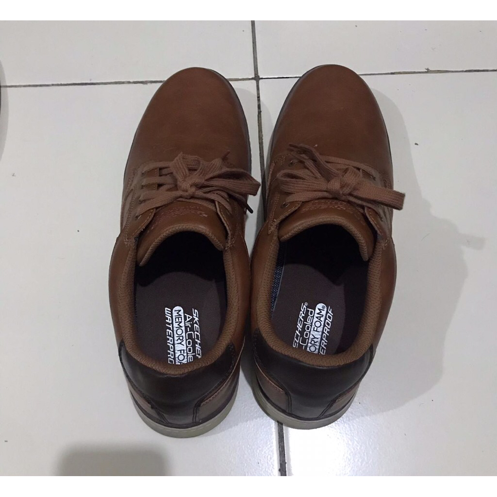 Sepatu Pria Skechers Original 100%