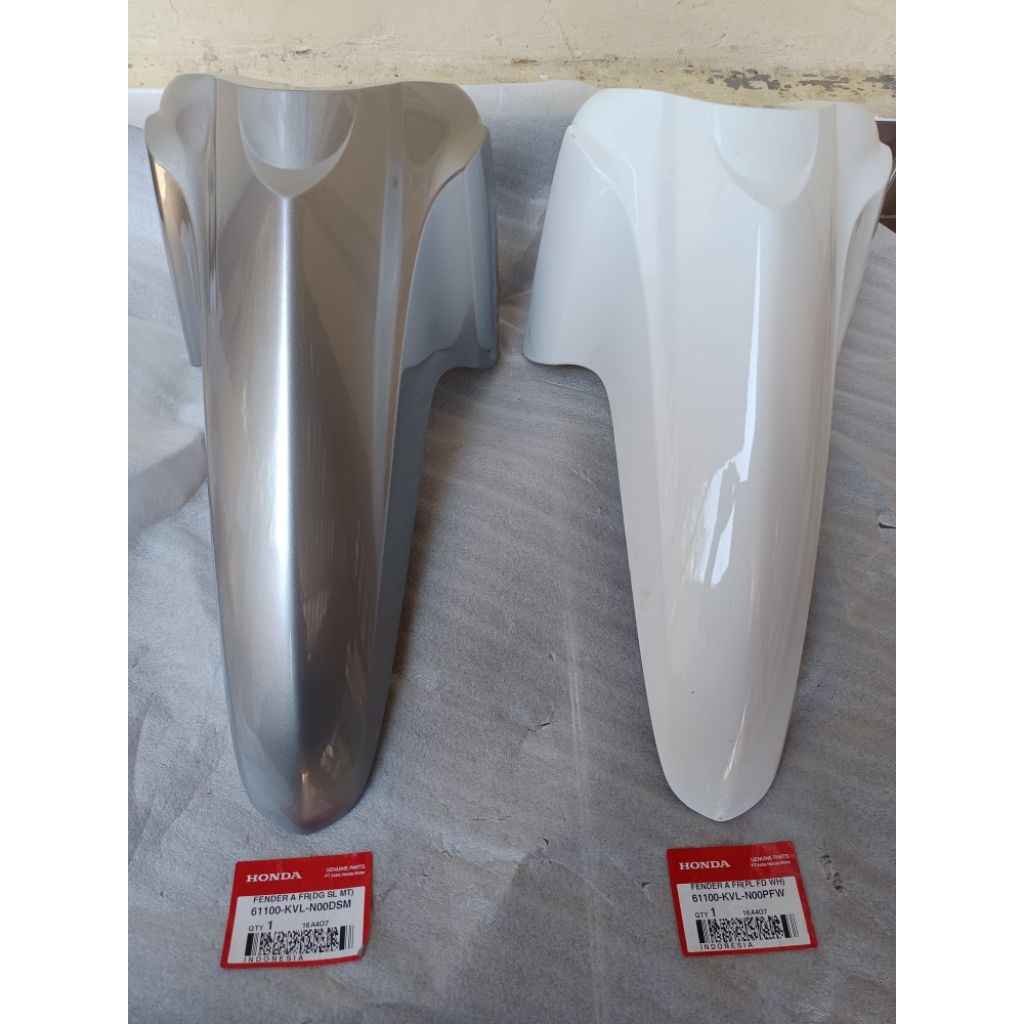 61100-KVL-N00 spakbor depan honda supra x125 batman original ahm