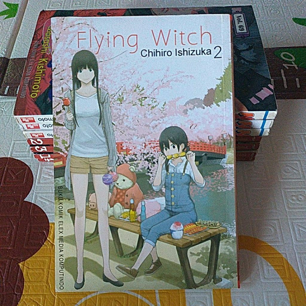 Komik Flying witch 2