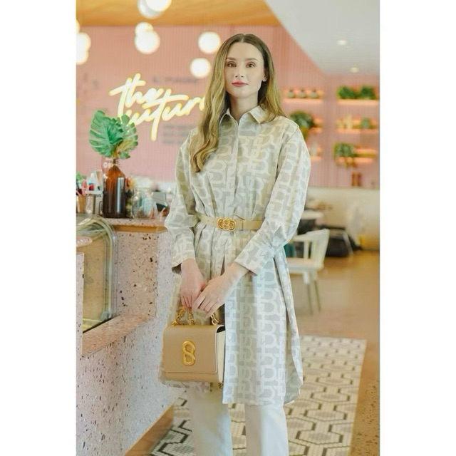 benang jarum monogram - tunik