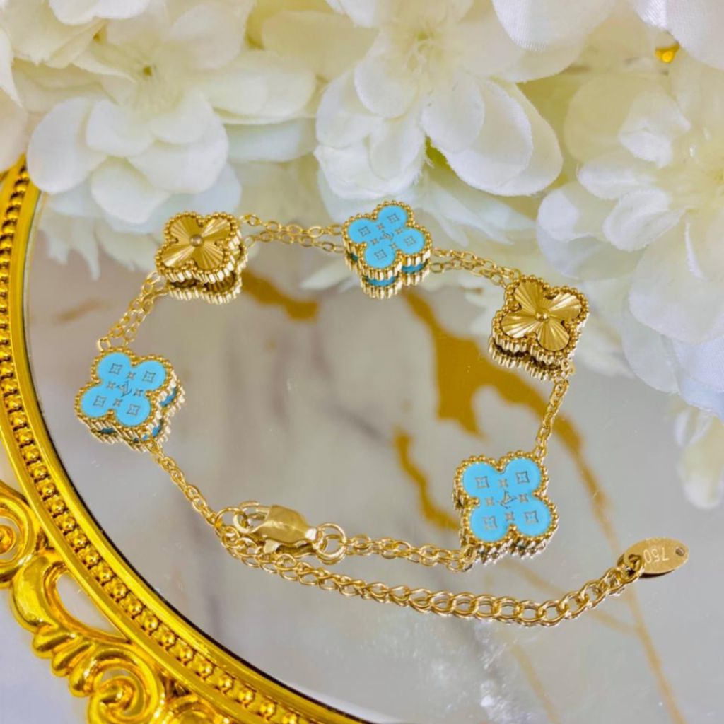 Gelang Clover Biru Titanium