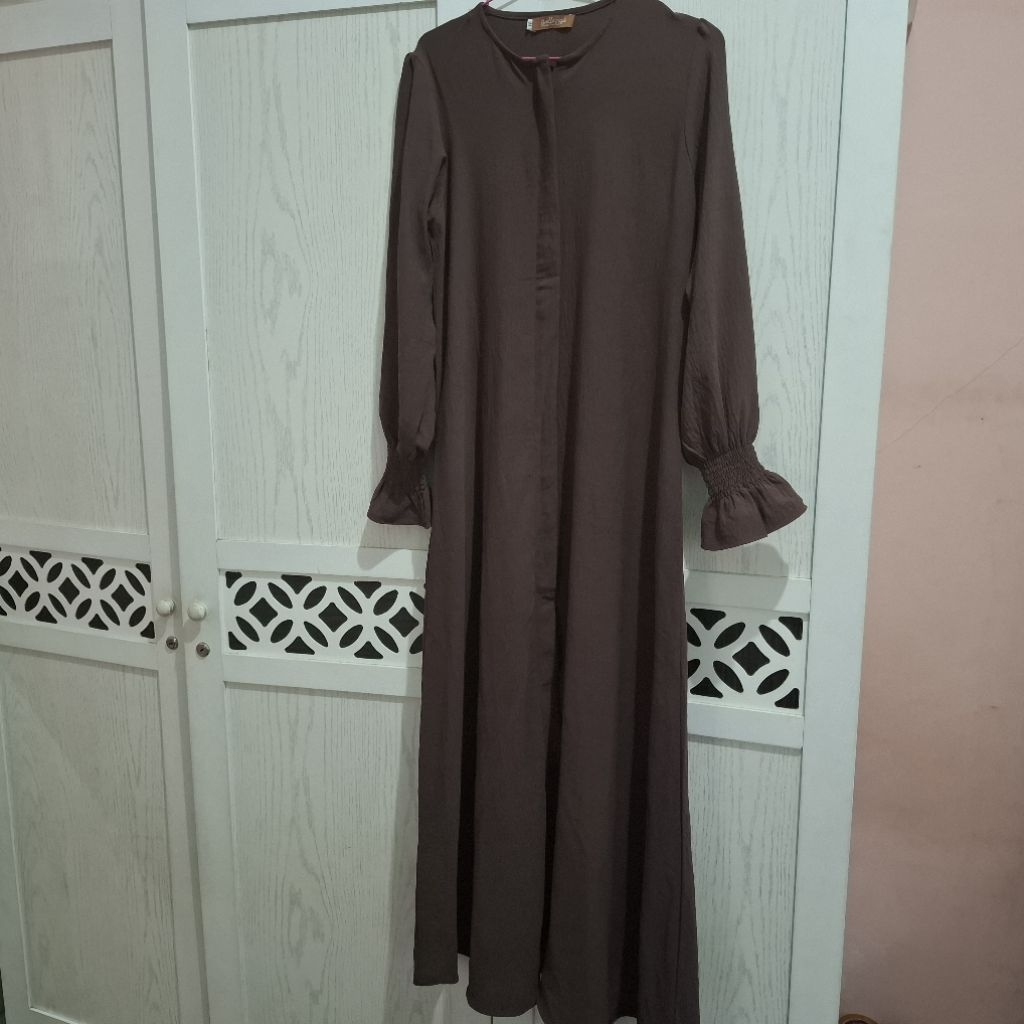 preloved by Bellezash size M