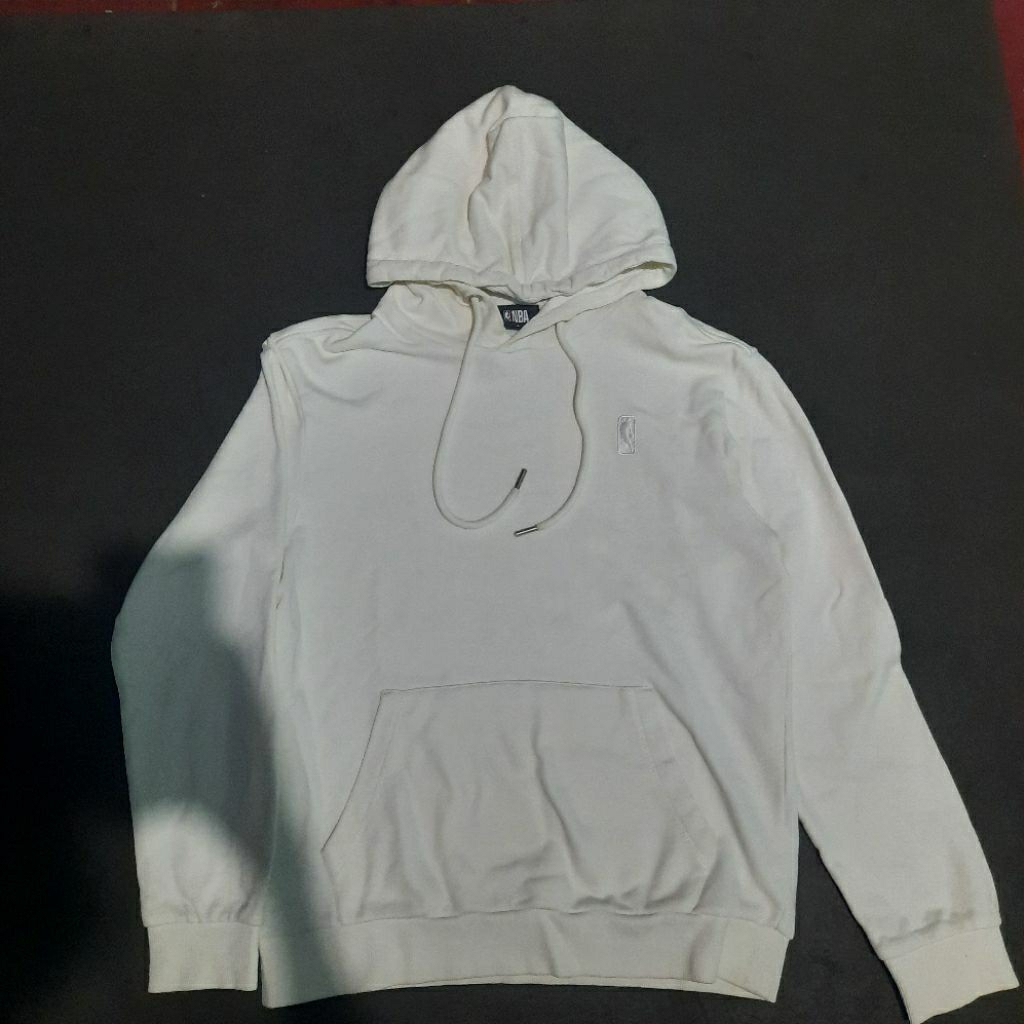 Hoodie NBA putih second / Preloved Hoodie NBA putih