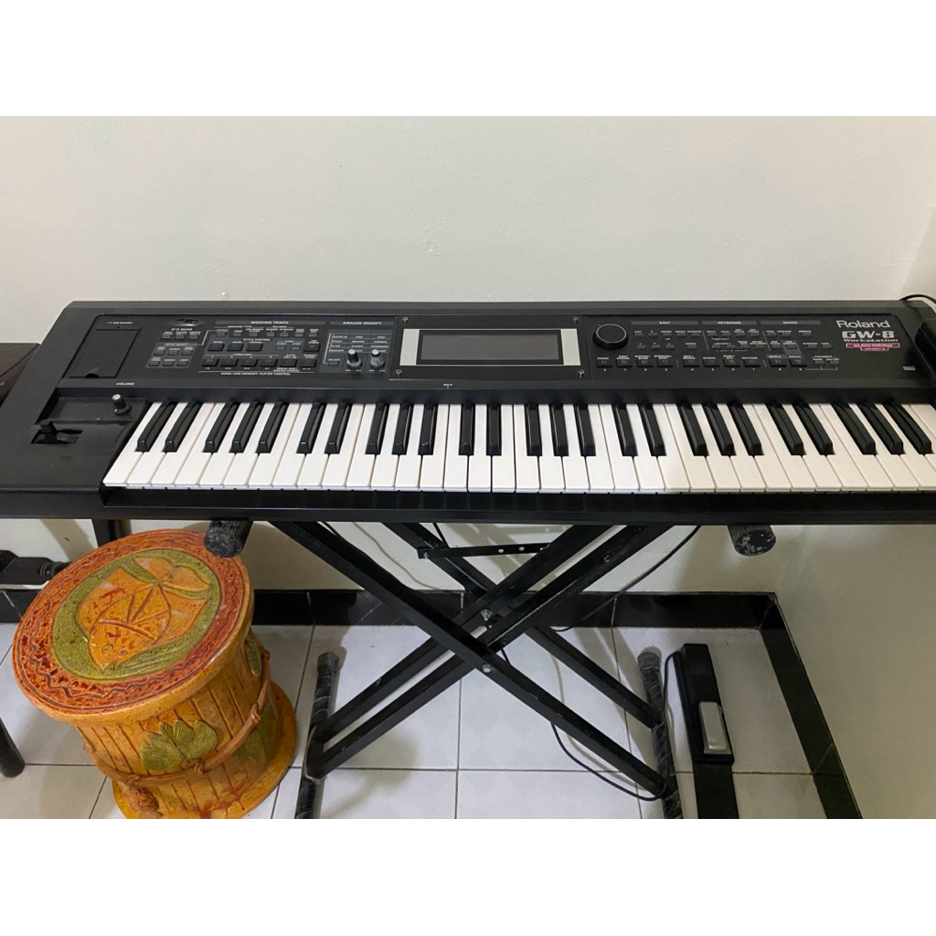 ROLAND GW 8_Keyboard Second
