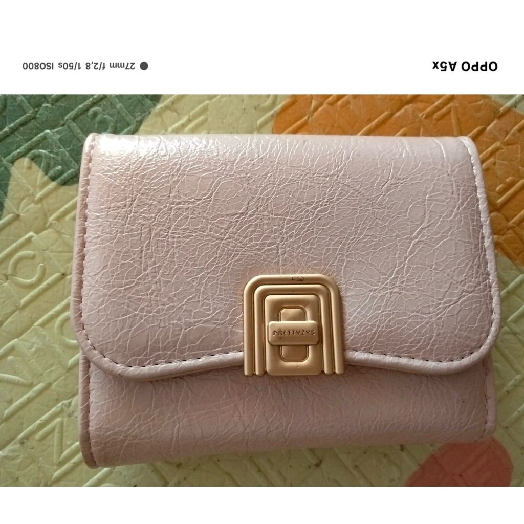 Dompet Lipat Wanita Prettyzys (Baru)