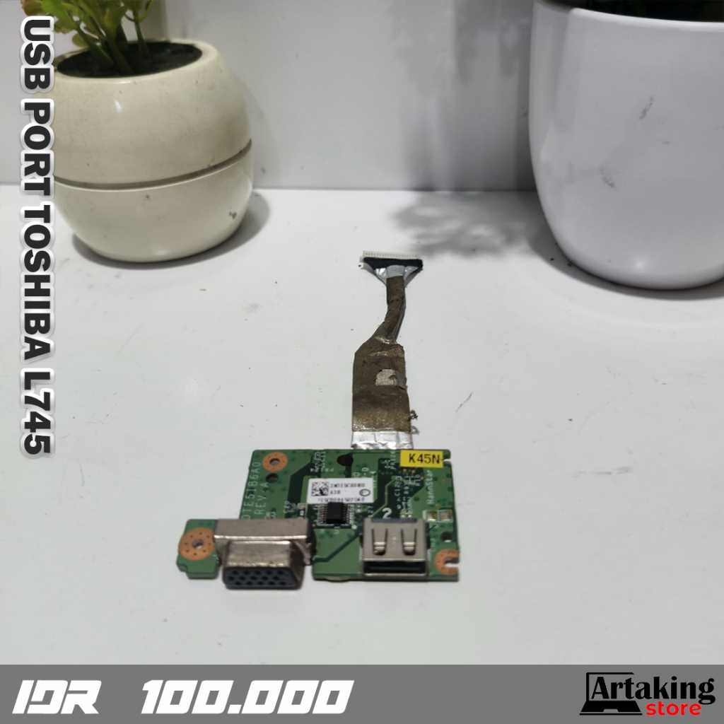 USB Port Laptop Toshiba L745 Bekas