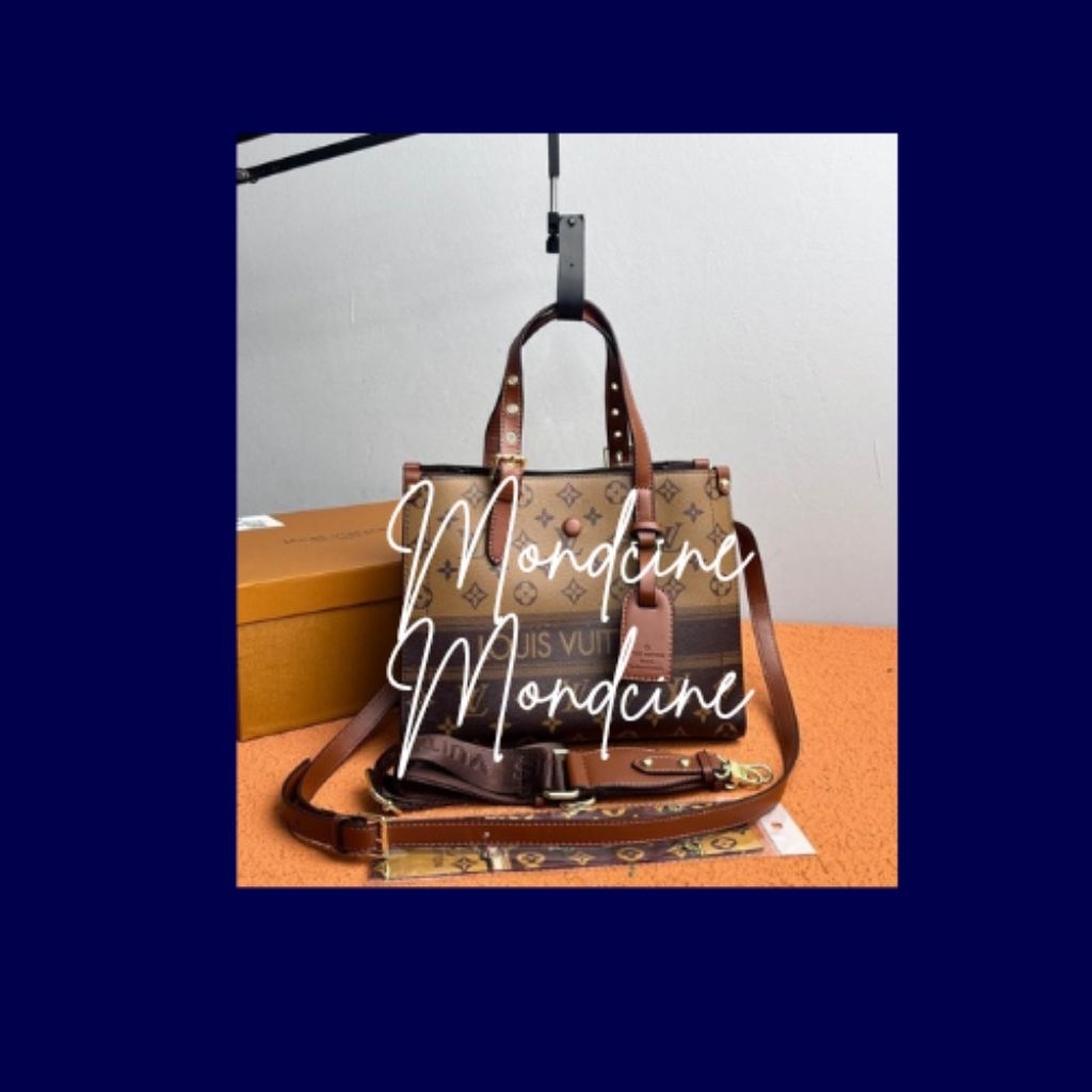 Tas Tangan Wanita Shoulder - Selempang Onthego PM Tote Reverse Canvas WF Mono dan Empreinte Leather 