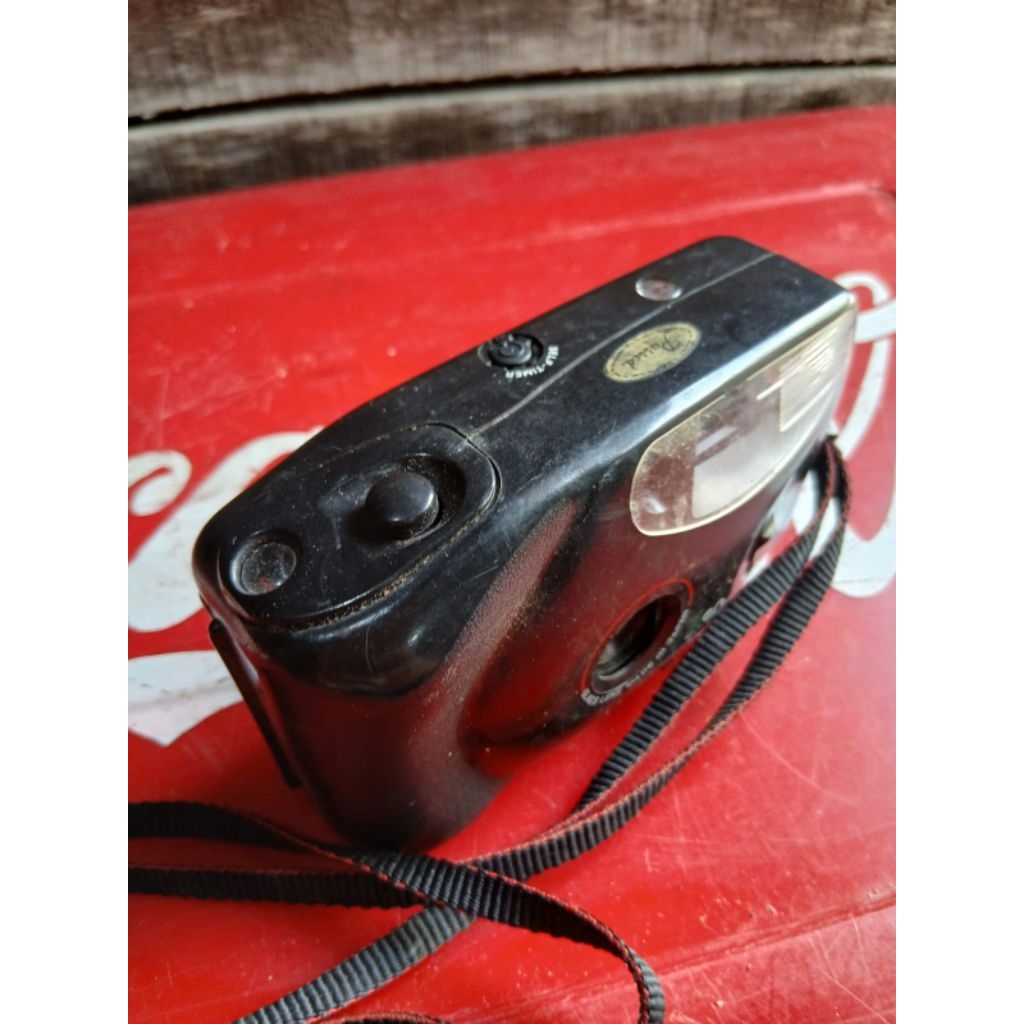kamera analog 35rb jadul antik kuno lawas vintage kuno display anggap mati