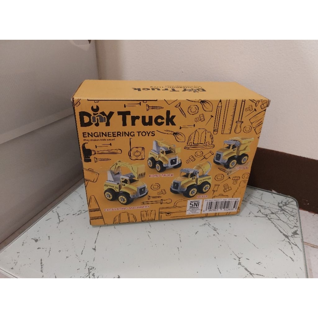 prelovedmamahong - DIY Truck Engineering Toys