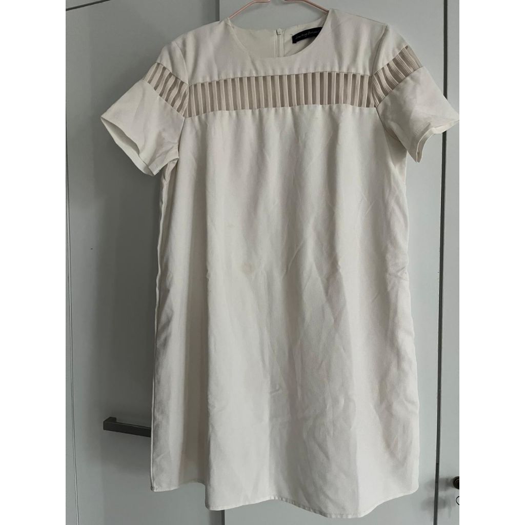 Preloved dress putih