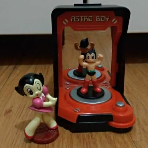 Mainan Figure Astroboy Sega @2004 dan Uran Tezuka Production