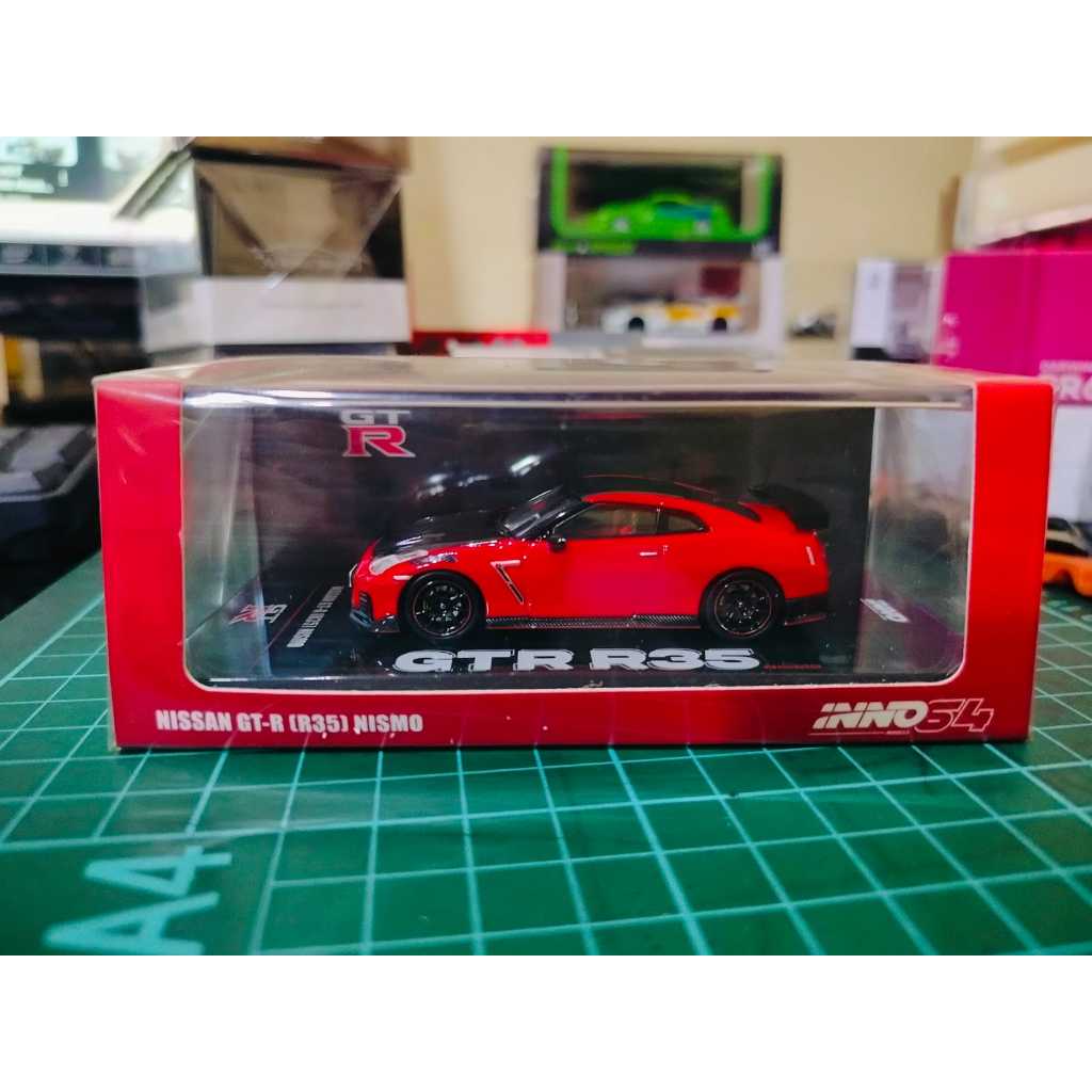 Inno64 Inno Nissan GT-R R35 Nismo Red