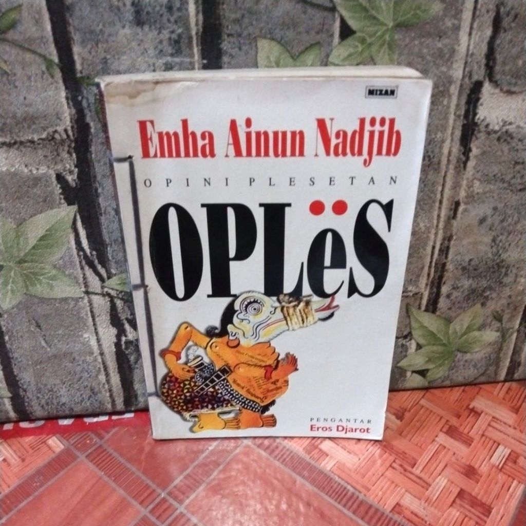 Emha Ainun Nadjib Oples opini plesetan
