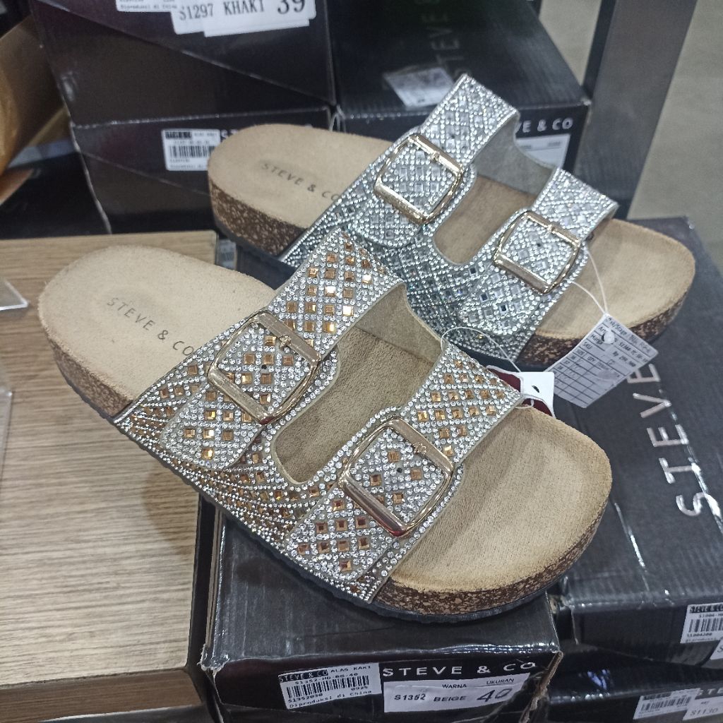Sandal Ringan STEVE & CO