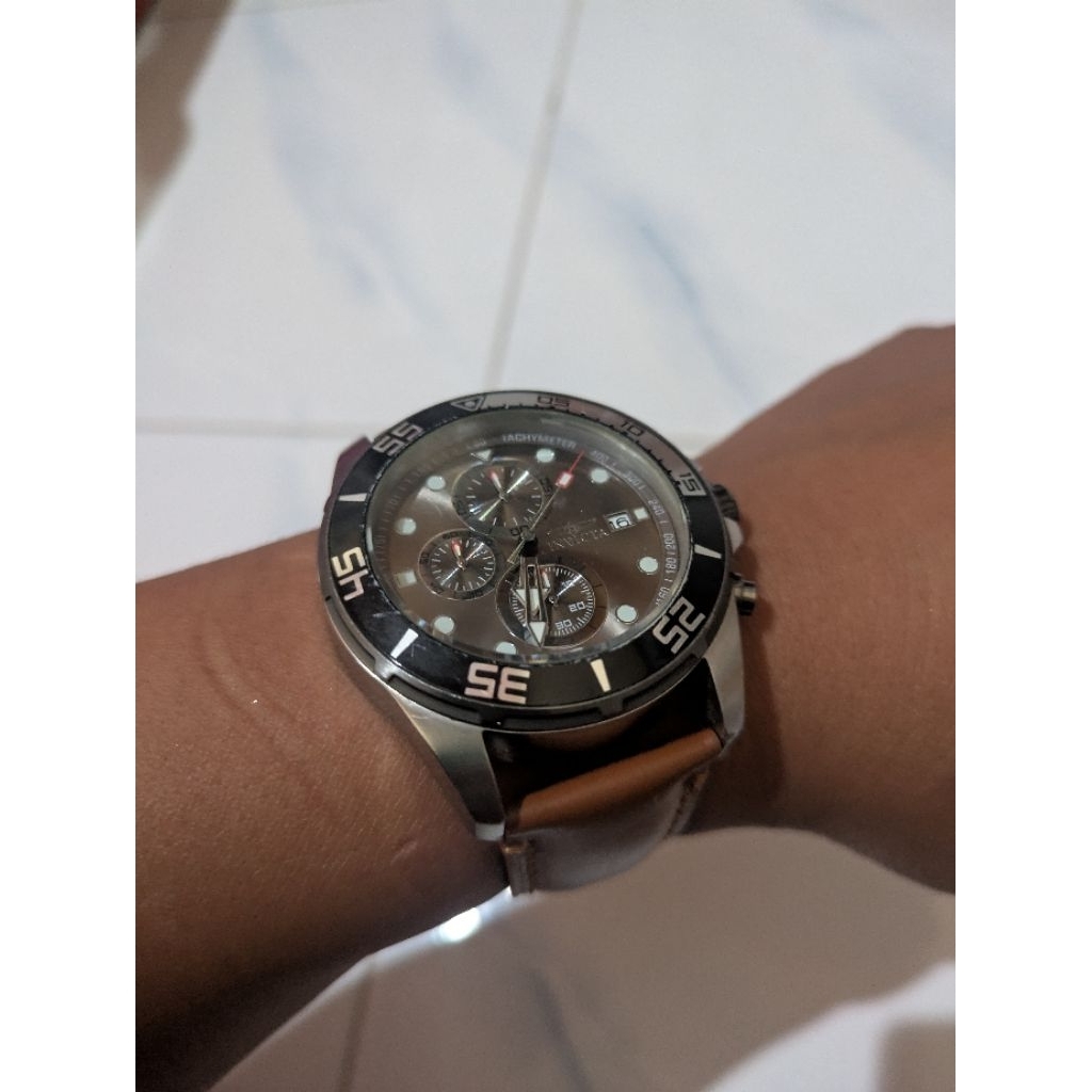 invicta chrono