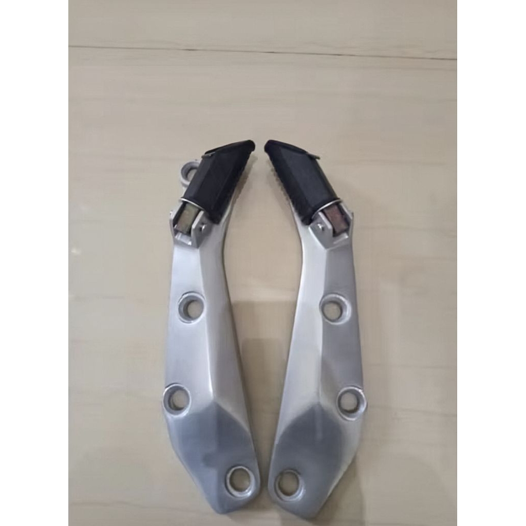 POSTEP BOSTEP FOOTSTEP SHOGUN 125/SHOGUN 125 SP 2006