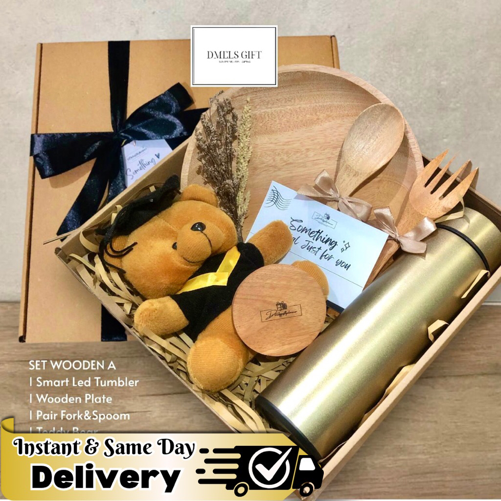 Wooden Gift Box C|Hamper kayu|hadiah wisuda|peralatan makan kayu|gift box|Boneka wisuda
