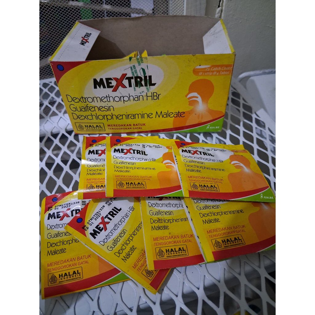 MEXTRIL TABLET OBAT BATUK KERING 1 Strip isi 4 tablet