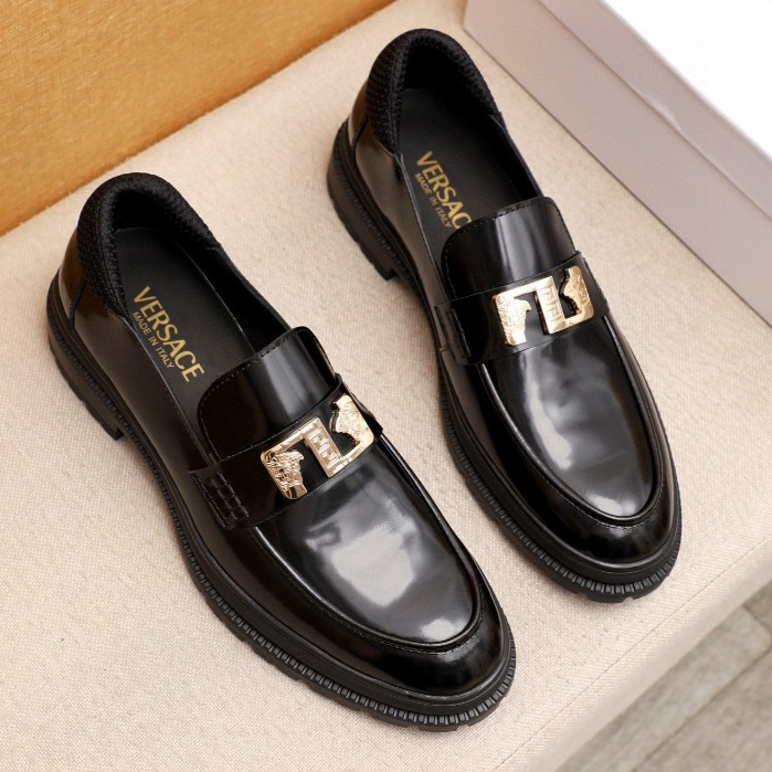 VERSACE Slip-On outdoor Fashion Casual Sepatu Pria Sneakers Shoes loafer kulit 10181034270