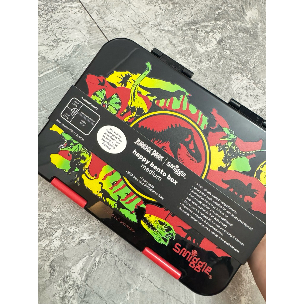Smiggle Lunch box medium Jurassic park