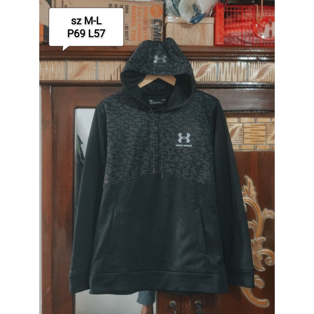 hoodie camo under armour scuba