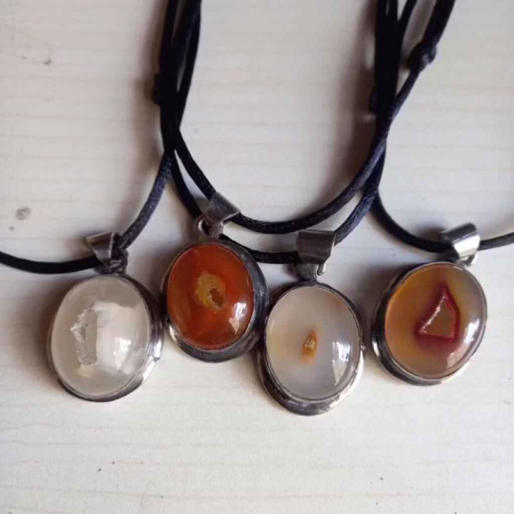 KALUNG MONEL BATU COMBONG NATURAL ALAM