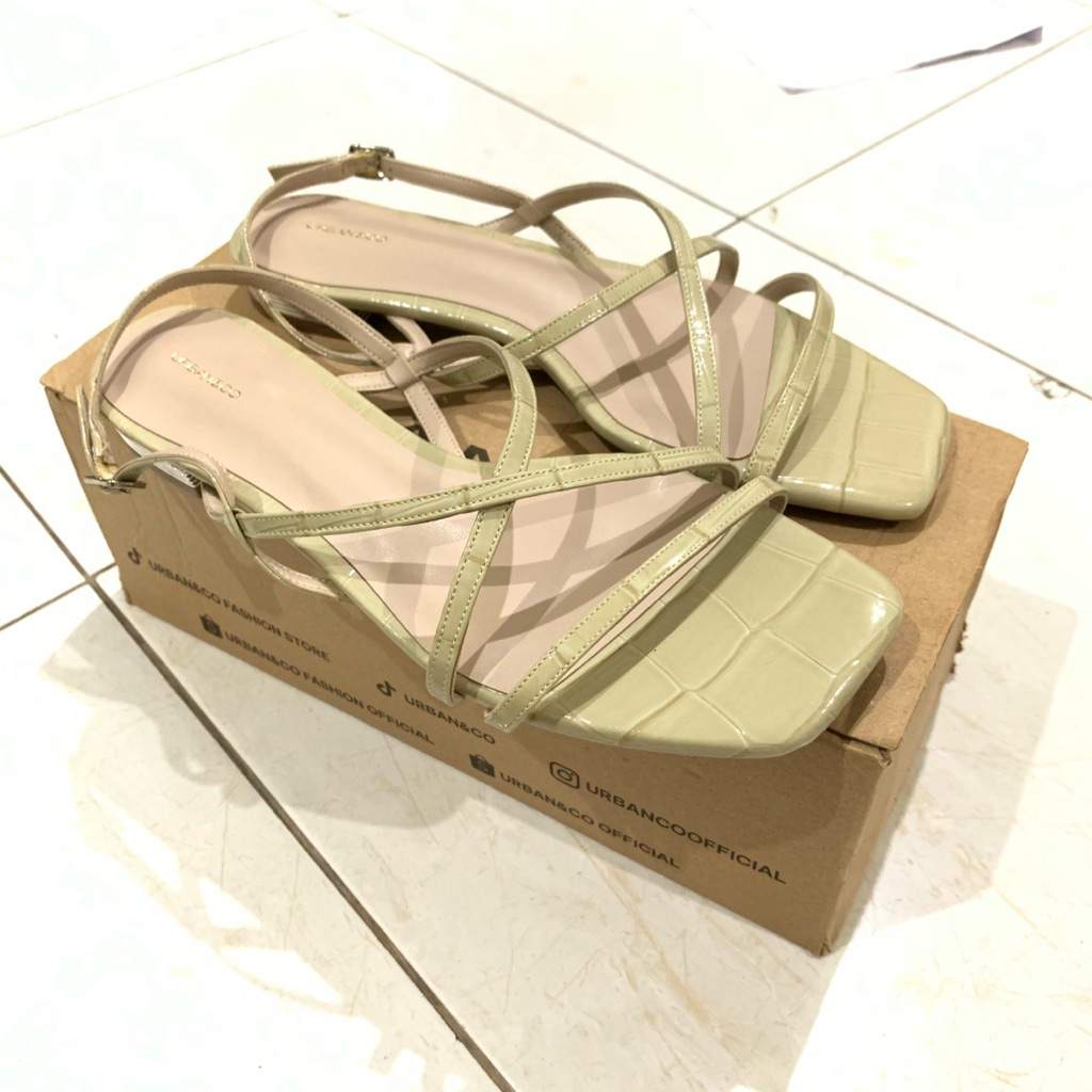 Urban&Co Sandal Teplek Chasya
