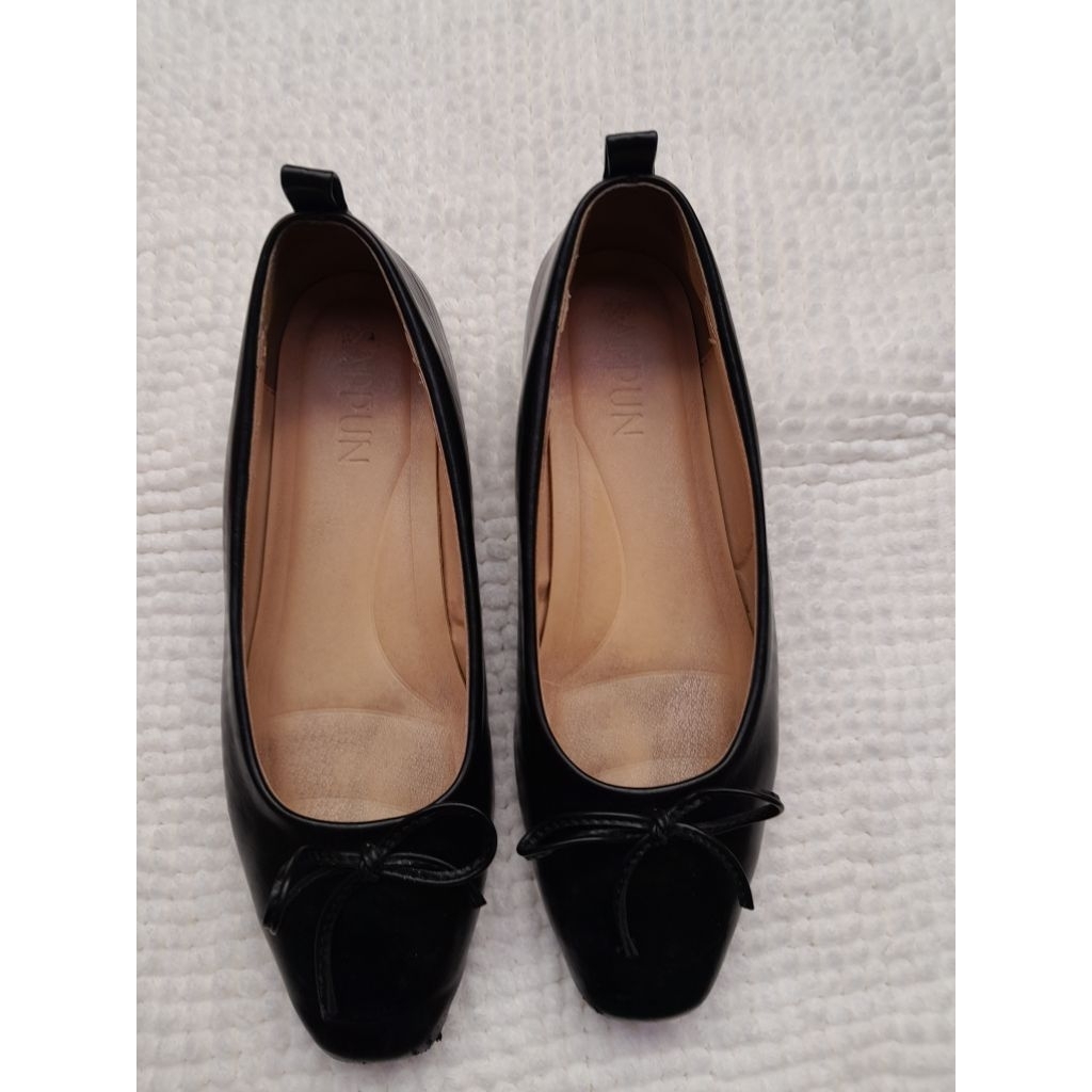 [Preloved Authent1c] Sappun Flat