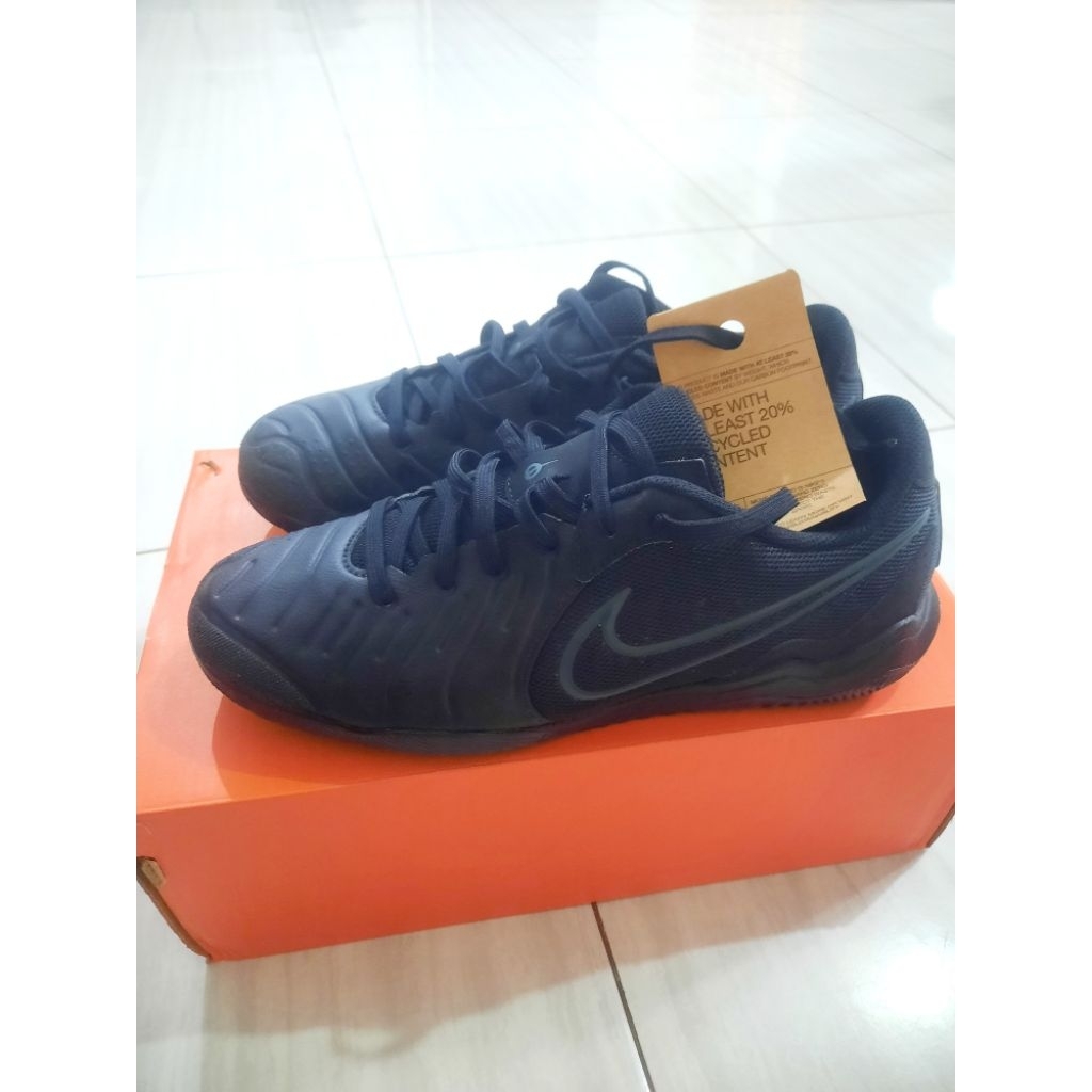 sepatu Futsal original Nike Tiempo Legend Academy 10 IC