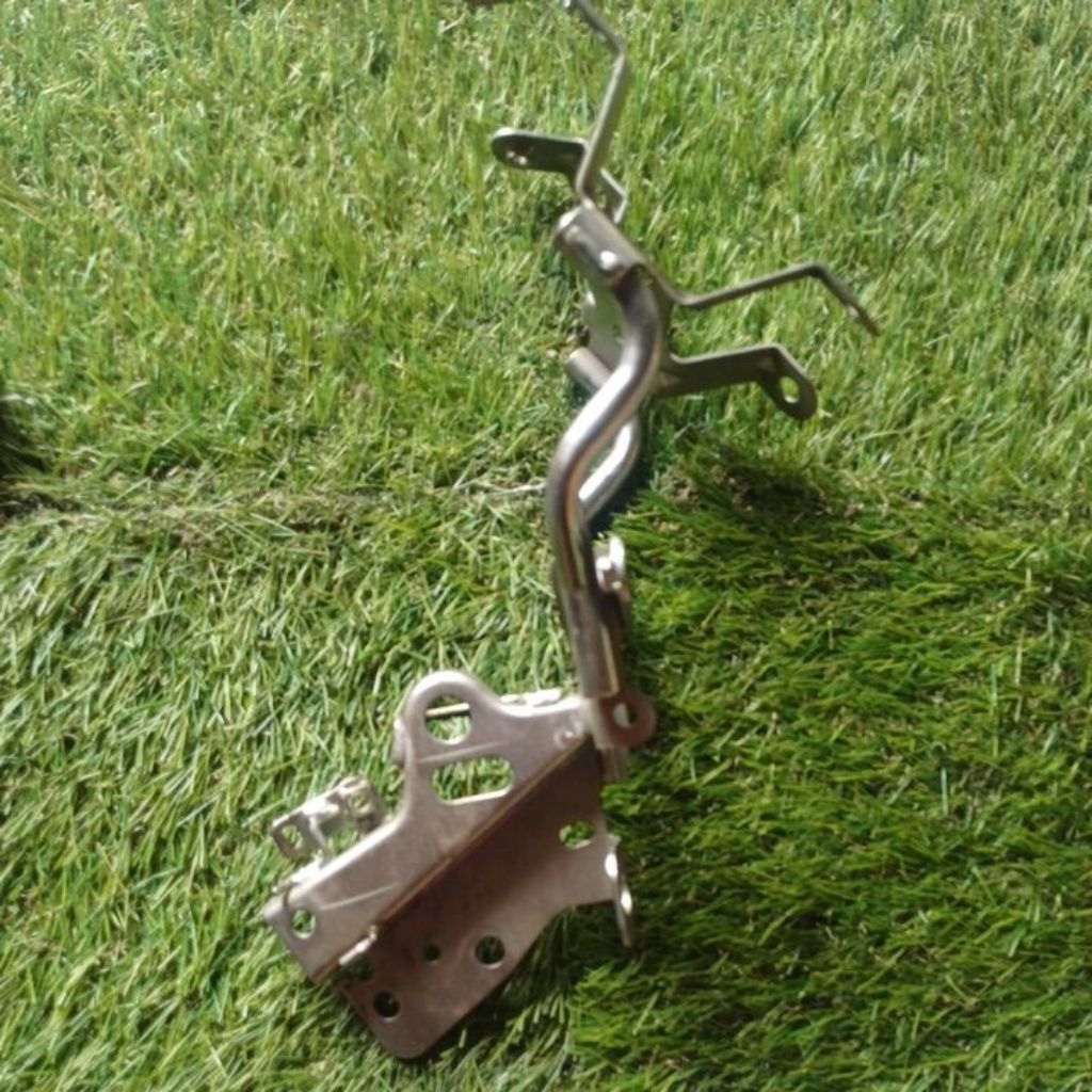 besi breket dudukan tameng depan yamaha lexi original