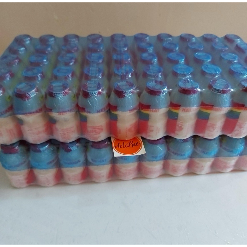 Yakult 1 ball isi 10 pack (50 botol dalam 1 ball)