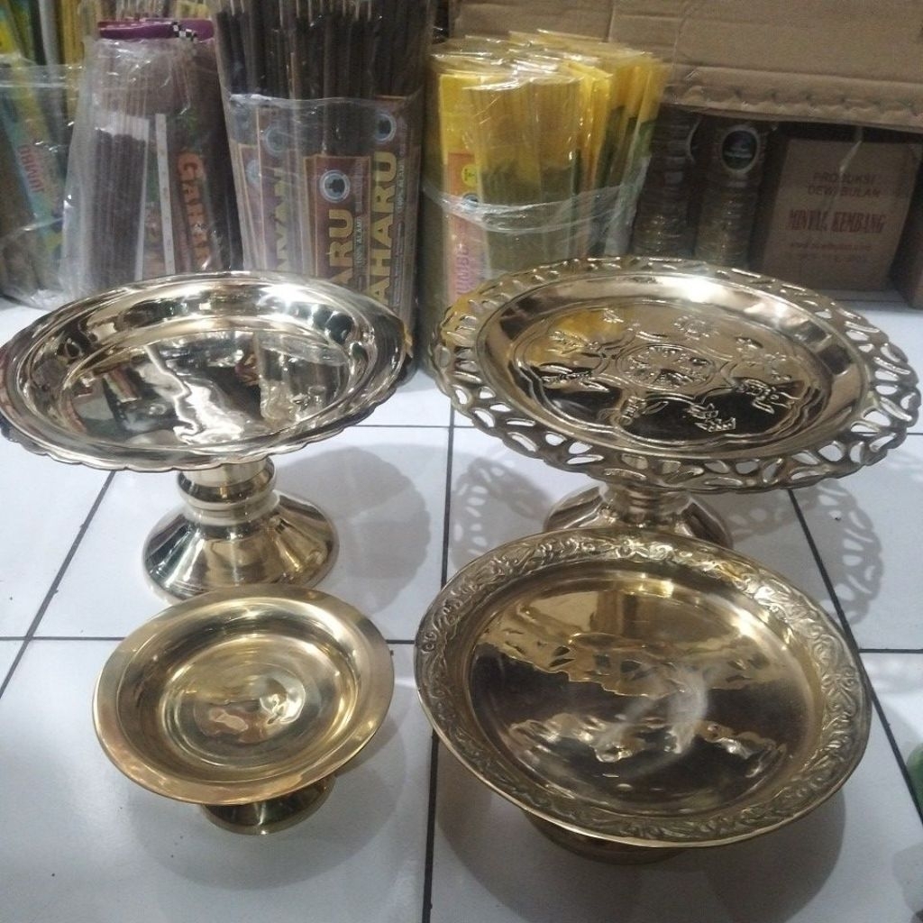 dulang bahan kuningan