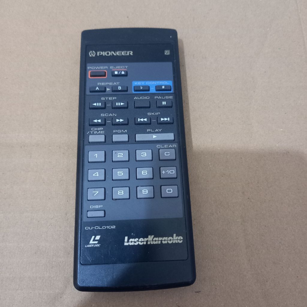 Remote Remot LD Laser Disc PIONEER Original Asli . CU - CLD102 .