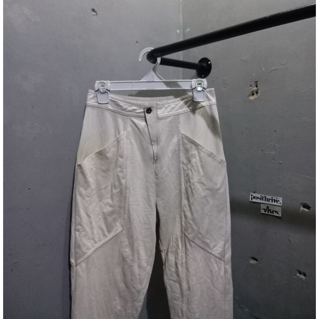 Zara celana Jeans multipocket - Cream