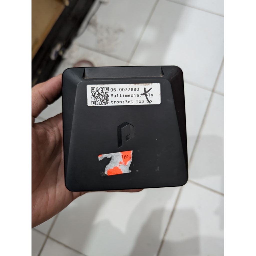 STB POLYTRON, SMART TV BOX TYPE:PDB-F2. RUSAK