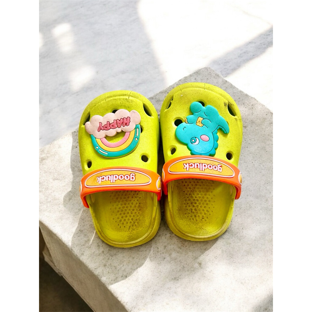 Preloved sandal bakpao anak unisex