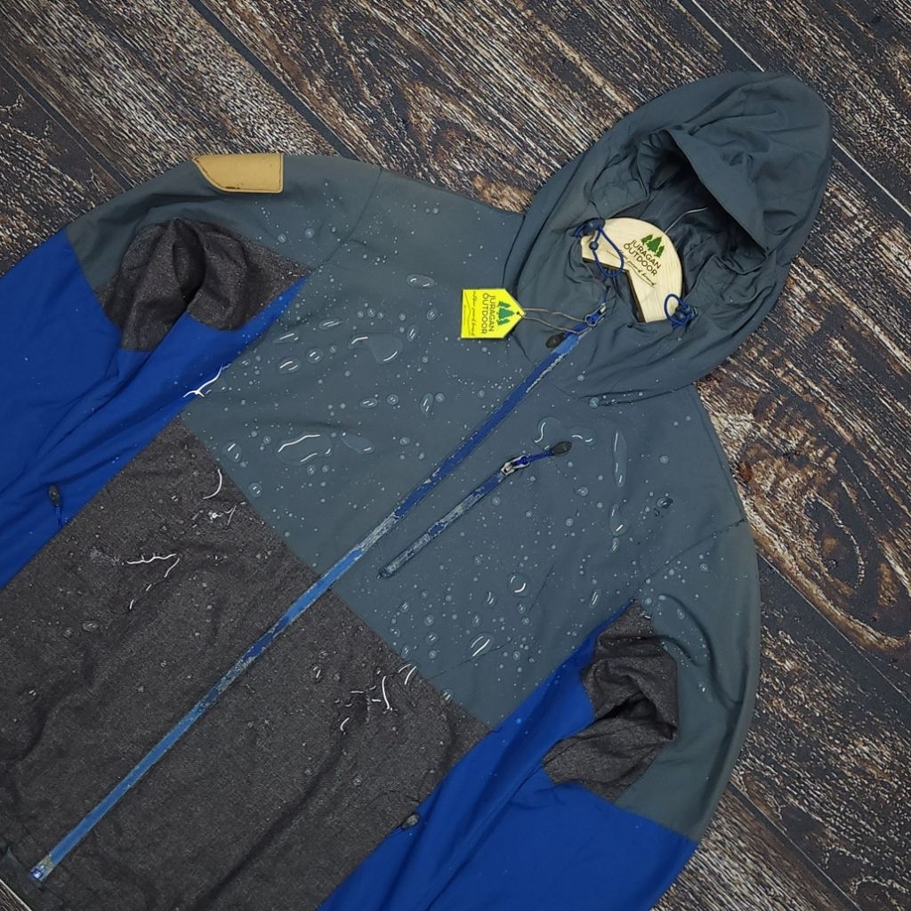 Jaket Outdoor Gorpcore