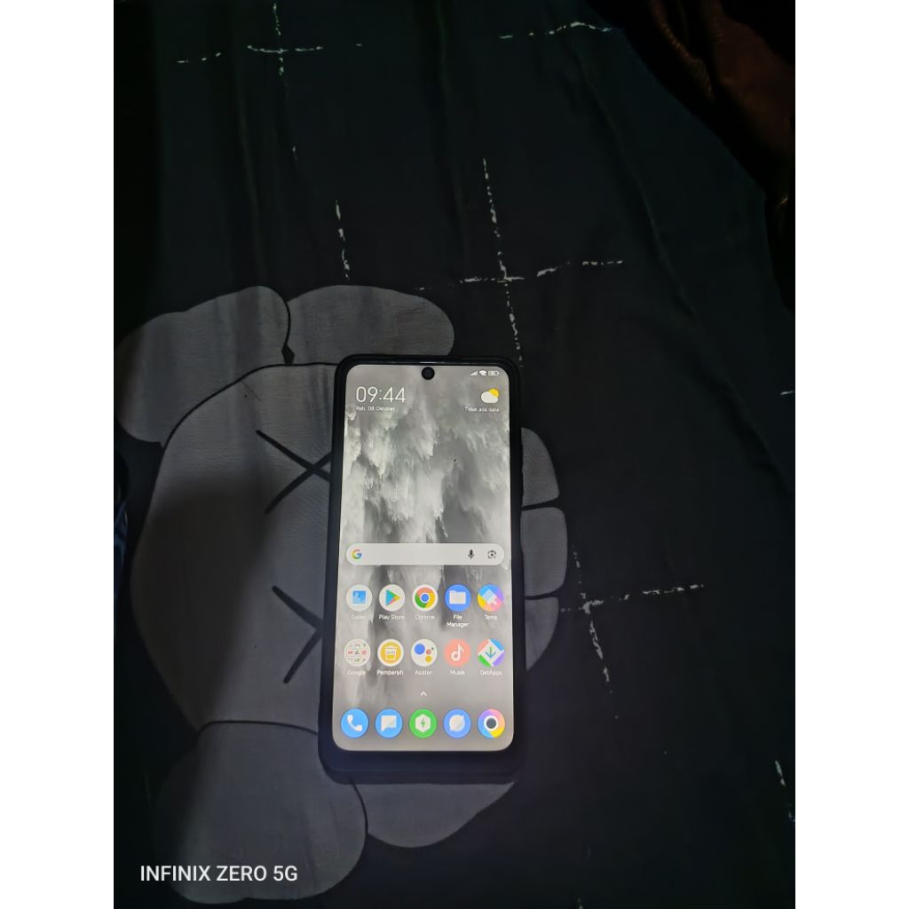 POCO F3 5G 8+8/256GB