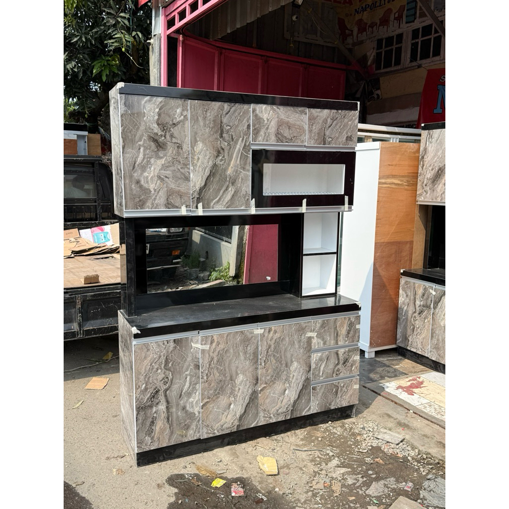 RAK SAYUR 4 PINTU BAHAN HPL ukuran 153x46x215 dan Rak sayur 3 pintu HpL Hidrolik Ukuran  P=120 T=190