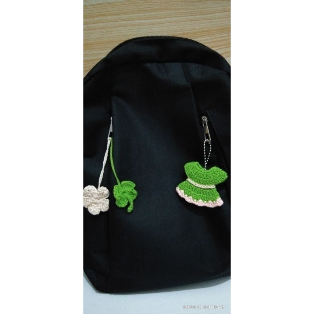 gantungan kunci/tas rajut