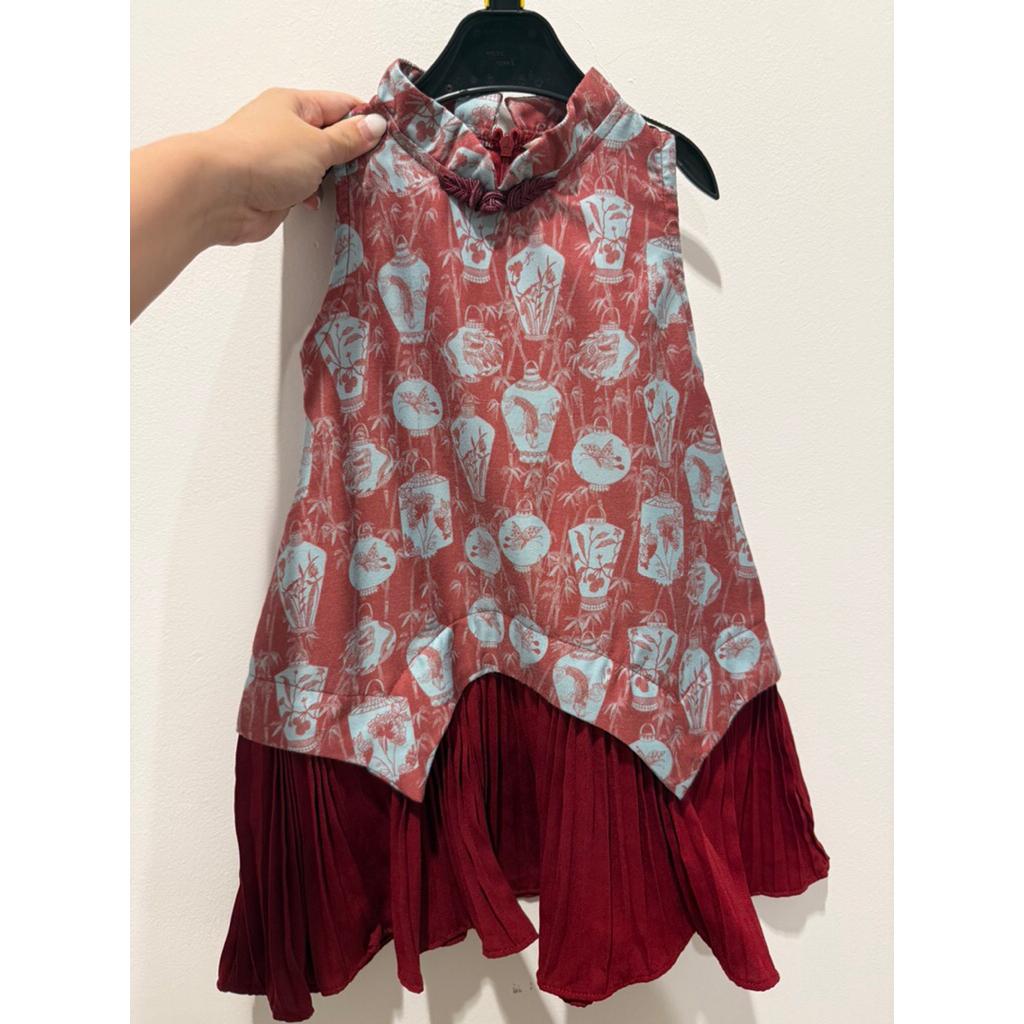 PRELOVED Dress Cheongsam Imlek Gaun Anak Perempuan Ukuran 2-3 tahun merek Lewis Emma