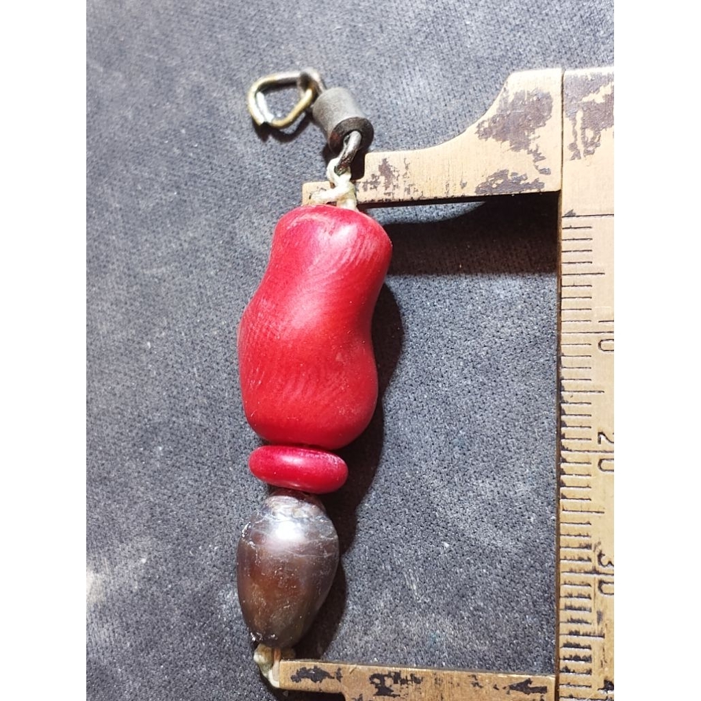 liontin Marjan Dan mutiara hitam