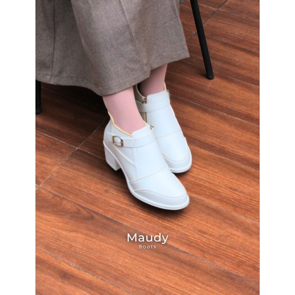 Maudy Boots One Love/sepatu boots wanita/sepatu boots cantik